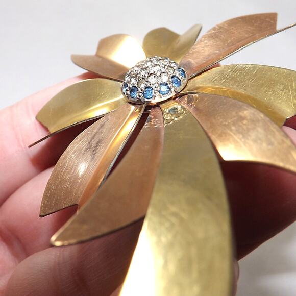 1940s Flower Brooch, Rose & Yellow 12K Gold Filled, Vintage, 3 1/2 Inches - Picture 2 of 10